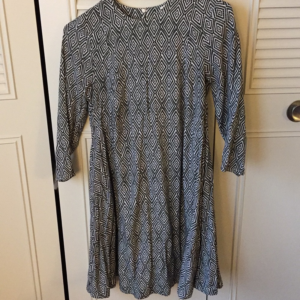 Black and white H&M dress